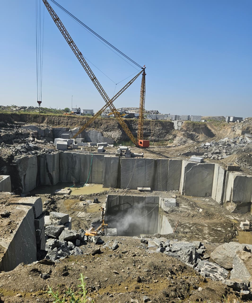 reliance mines indian granite quarry titanium black granite titanium gold granite titanium granite forest black granite block indian granite quarry india granite exporter premium black forest granite blocks