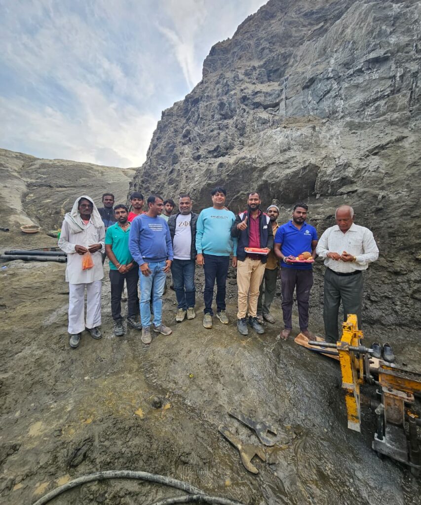 reliance mines indian granite quarry titanium black granite titanium gold granite titanium granite forest black granite block indian granite quarry india granite exporter premium black forest granite blocks