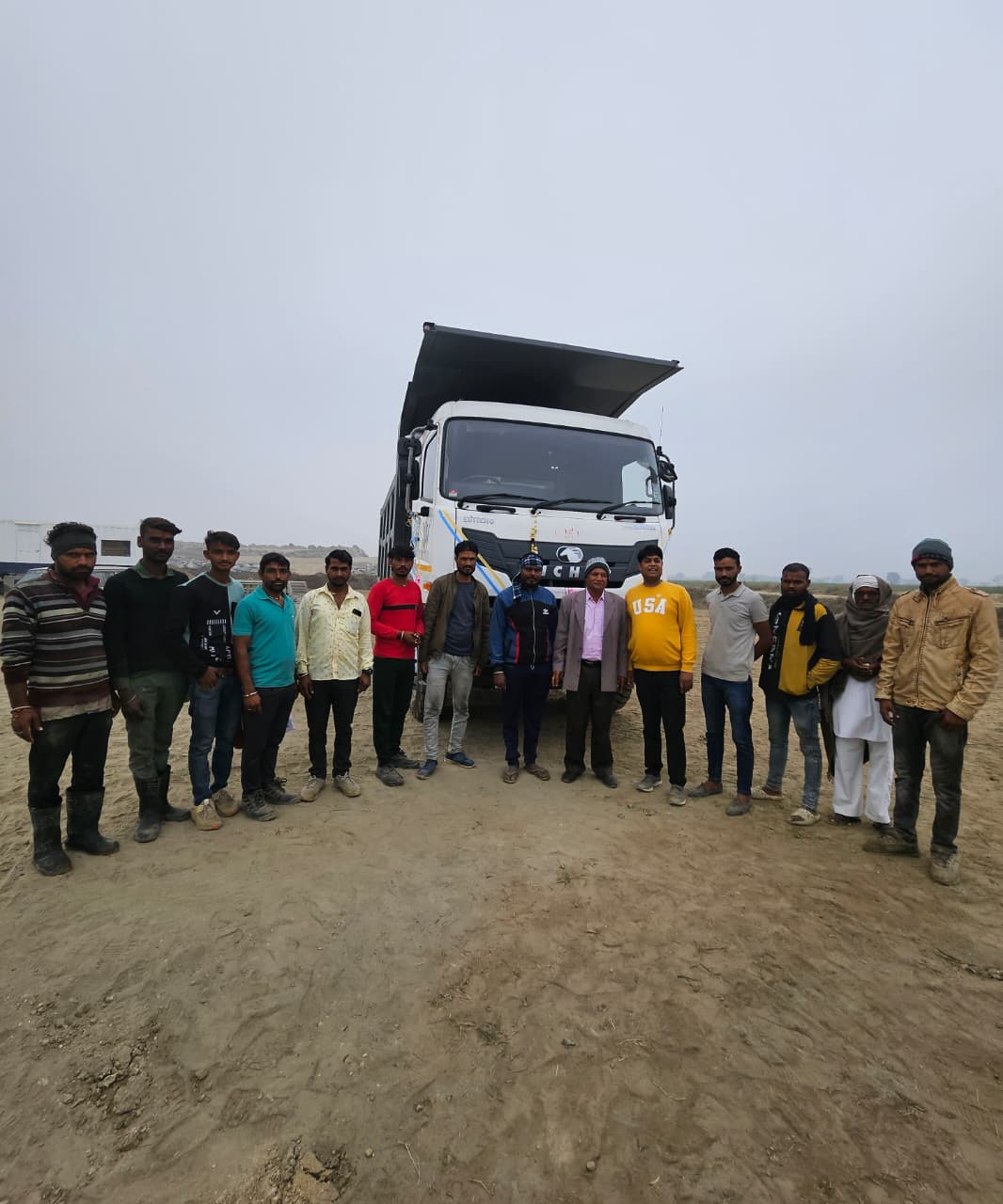 reliance mines indian granite quarry titanium black granite titanium gold granite titanium granite forest black granite block indian granite quarry india granite exporter premium black forest granite blocks